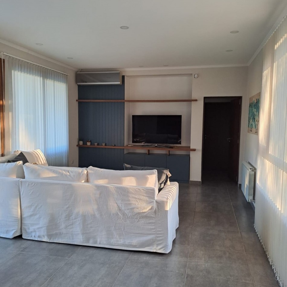 EXCEPCIONAL CASA QUINTA EN VENTA