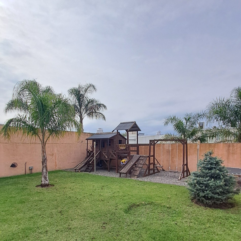 CASA COMODA Y FUNCIONAL