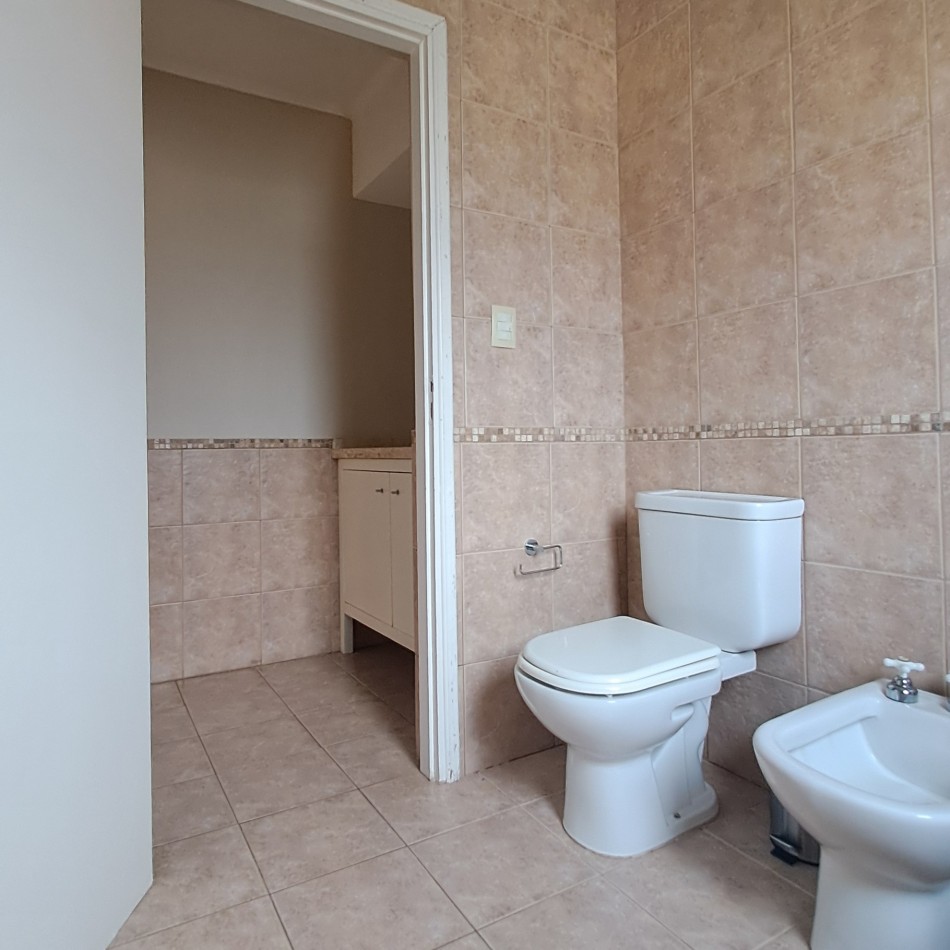 CASA COMODA Y FUNCIONAL
