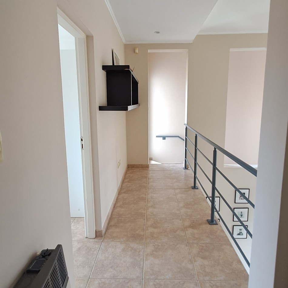 CASA COMODA Y FUNCIONAL