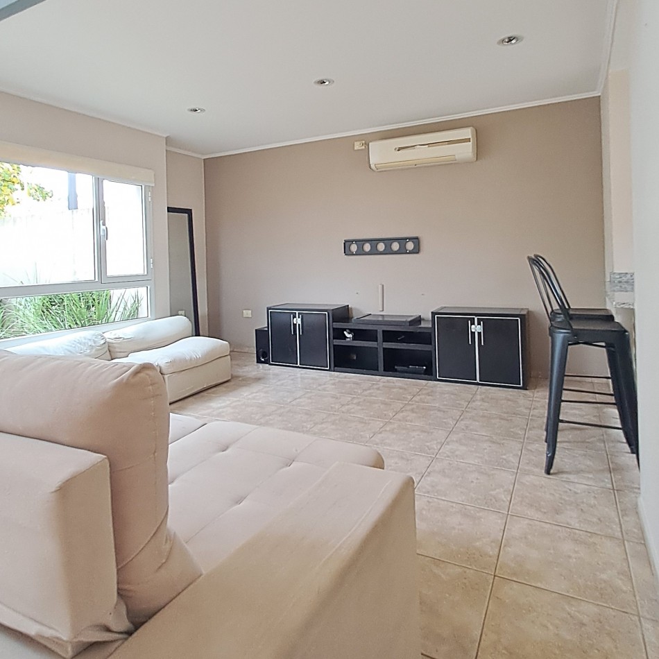 CASA COMODA Y FUNCIONAL