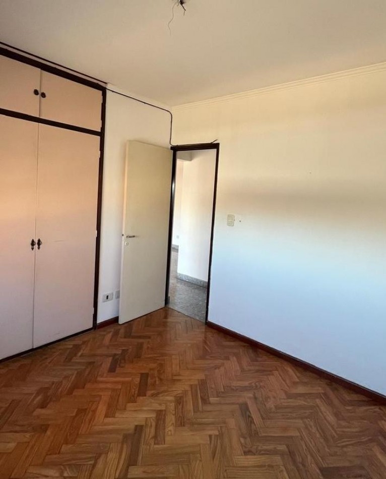 DEPARTAMENTO A MEDIA CUADRA DE PLAZA BELGRANO