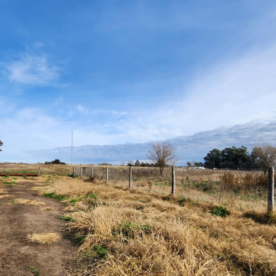 LOTE A 300 METROS DE ACCESO PRINCIPAL