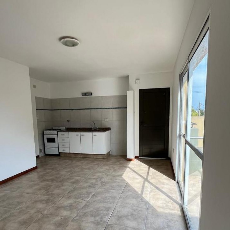 DEPARTAMENTO EN PLANTA ALTA EN VENTA