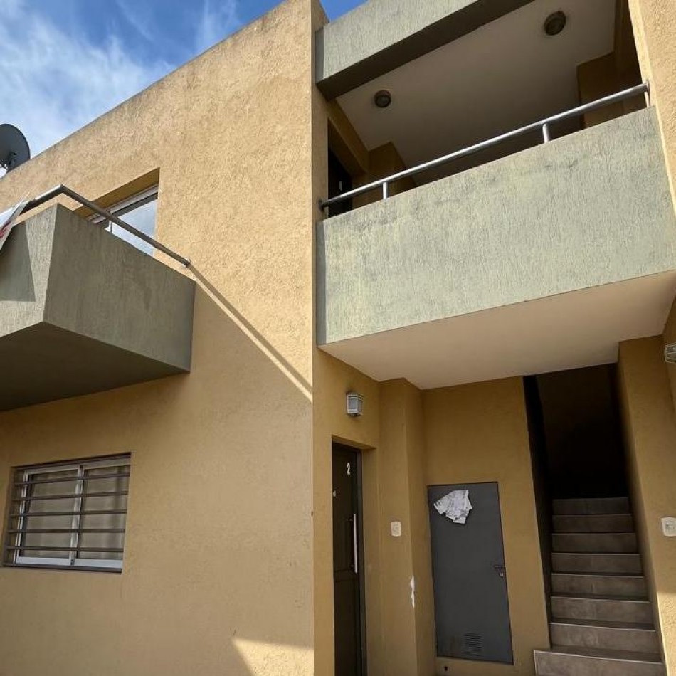 DEPARTAMENTO EN PLANTA ALTA EN VENTA