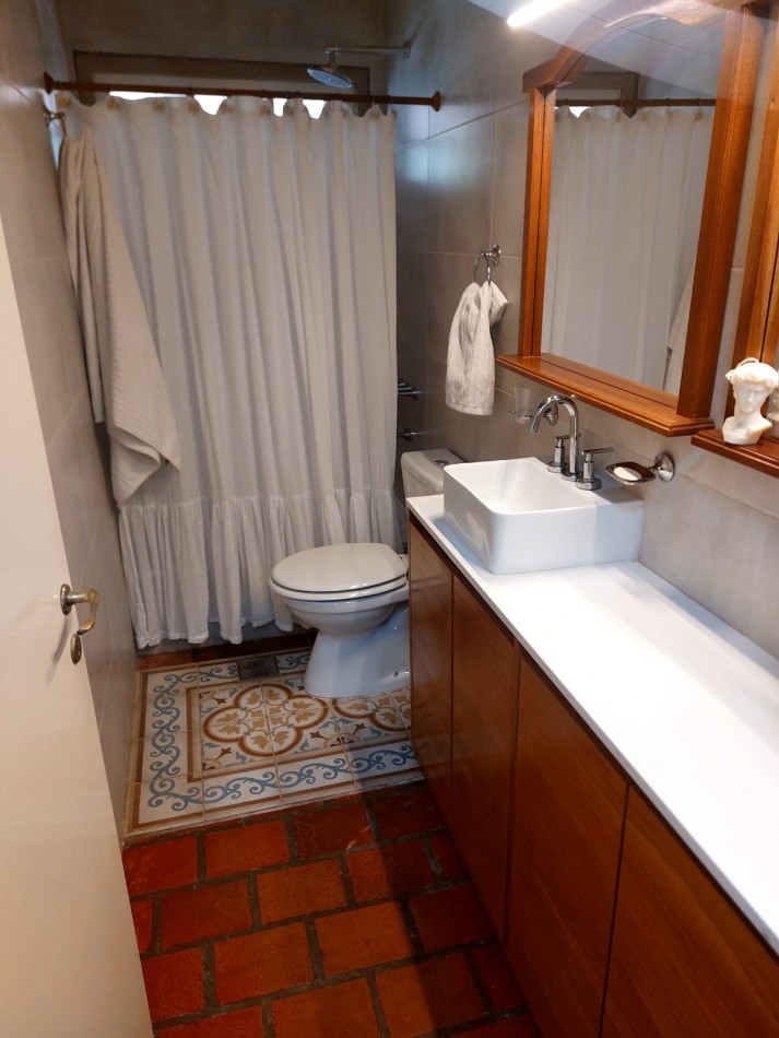 IMPECABLE VIVIENDA RESIDENCIAL