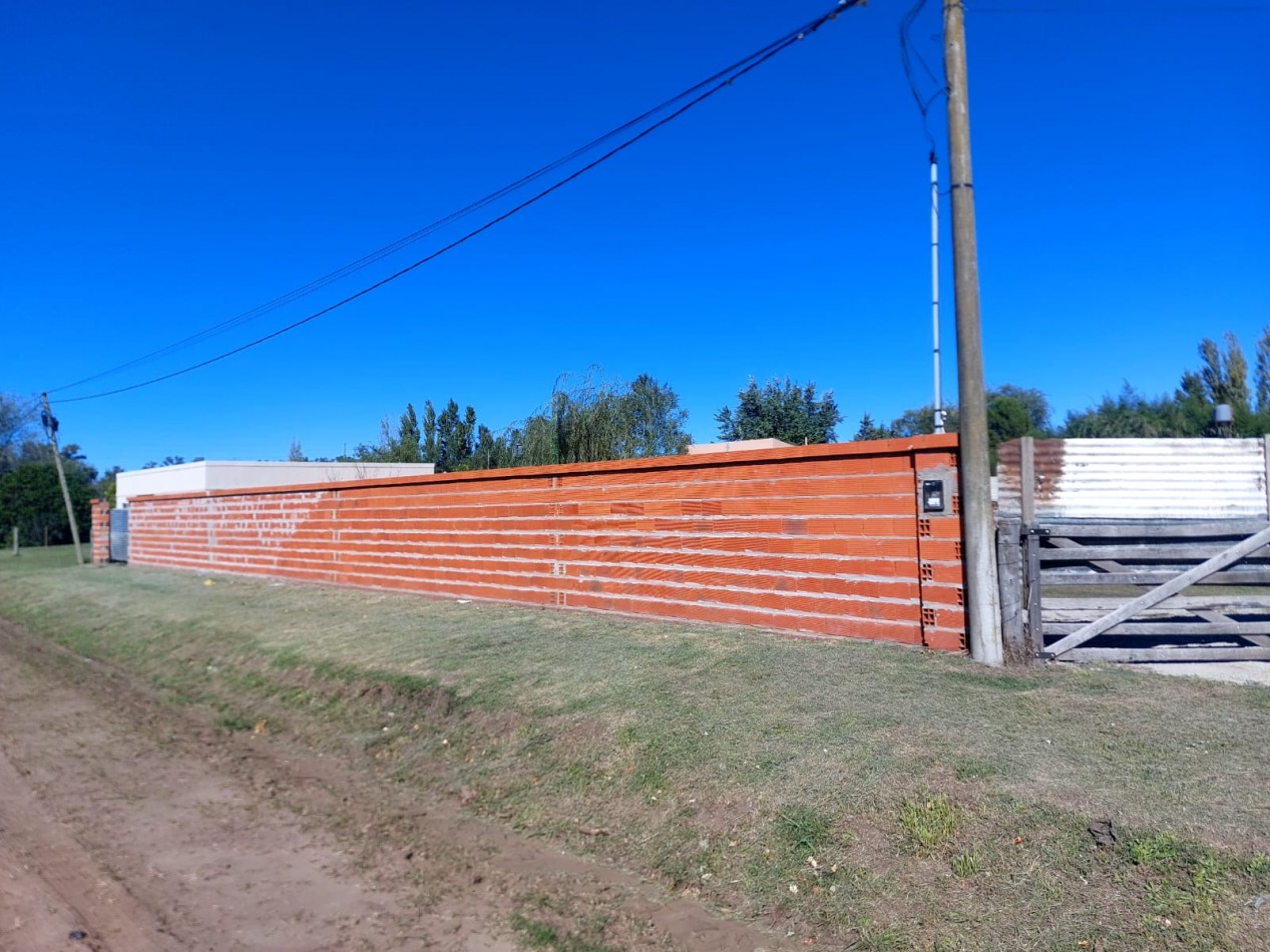 LOTE EN ESQUINA CON PROYECTO CASA QUINTA + PILETA