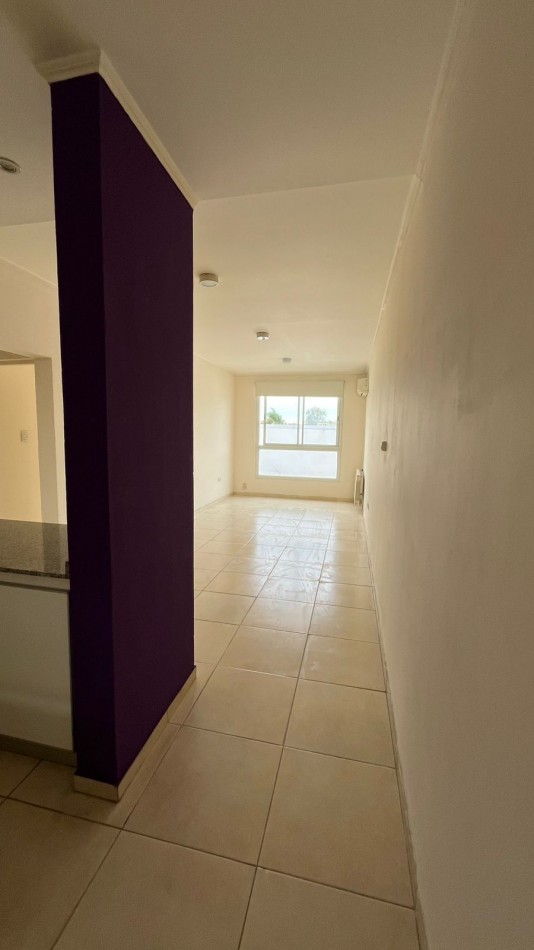 DEPARTAMENTO EN PLANTA ALTA POR ESCALERA