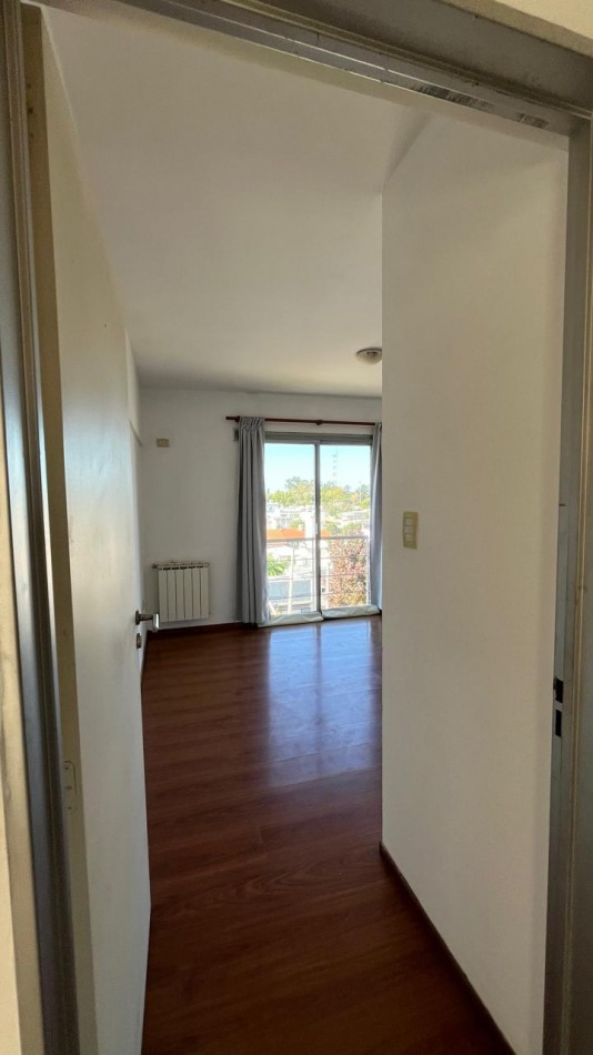 DEPARTAMENTO EN 3 PISO - AYRES DEL PARQUE