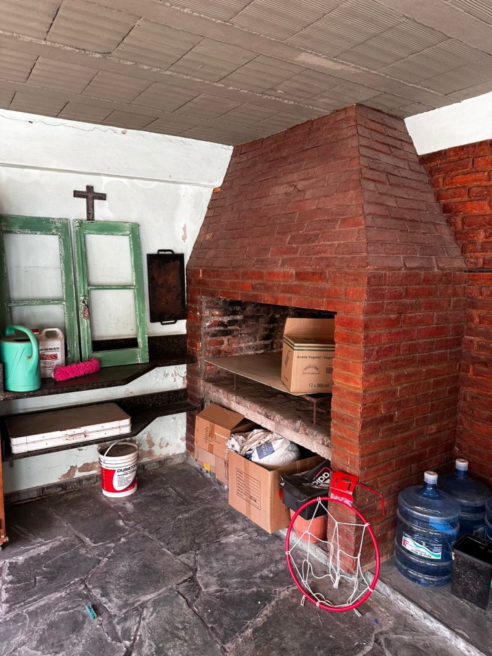 CASA EN VENTA CON GRAN UBICACION