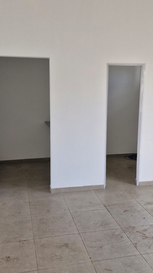 LOCAL COMERCIAL A ESTRENAR EN ESQUINA
