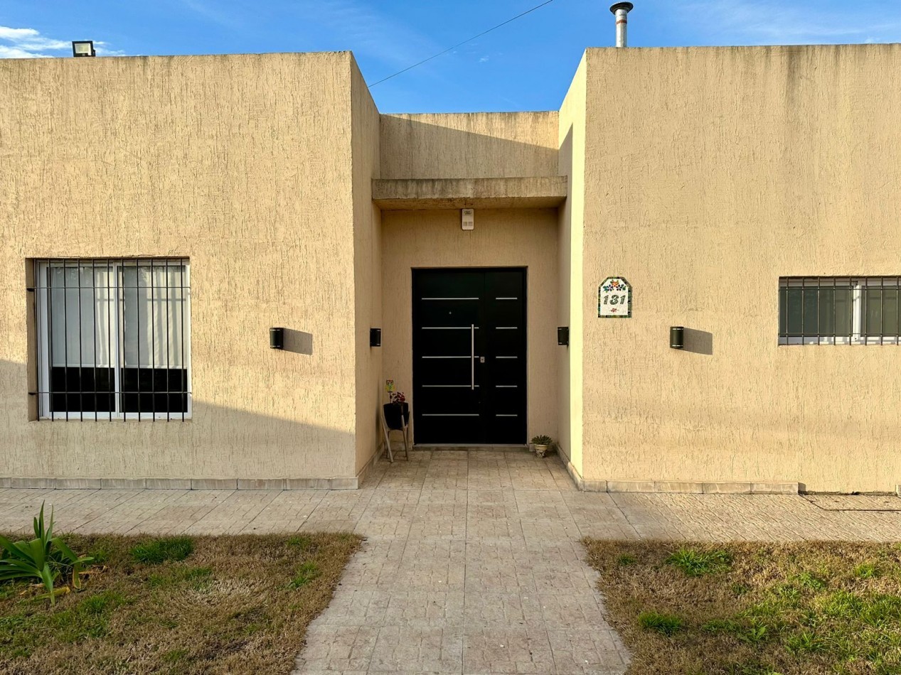 HERMOSA CASA EN ZONA QUINTAS