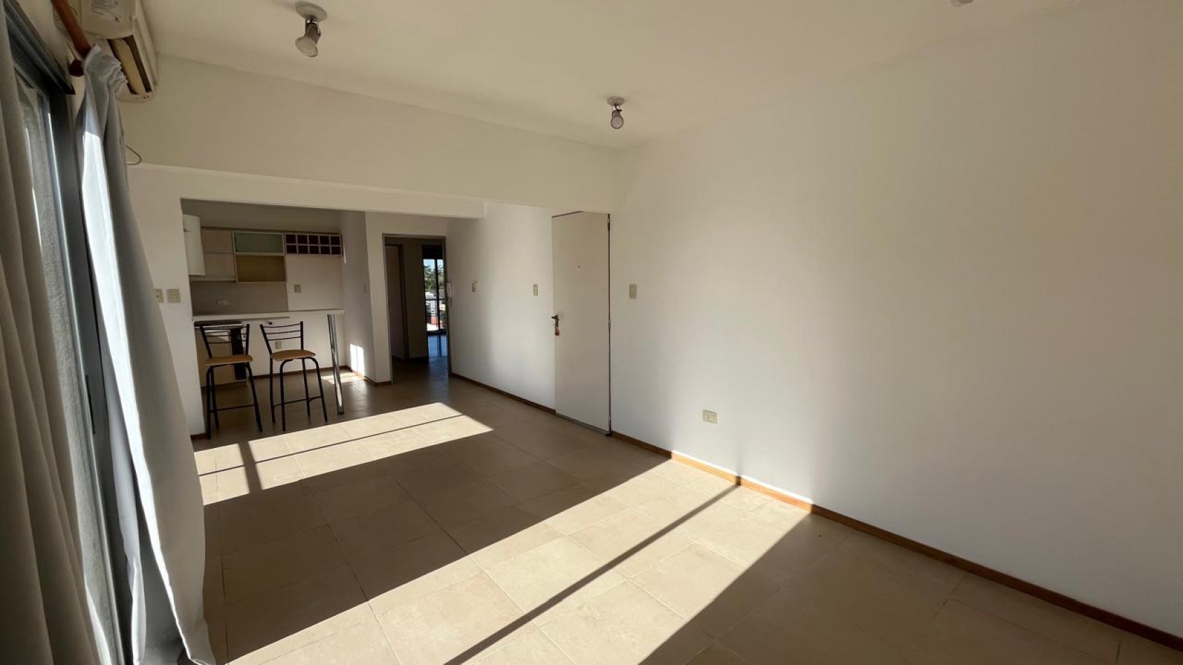 DEPARTAMENTO EN 3 PISO - AYRES DEL PARQUE