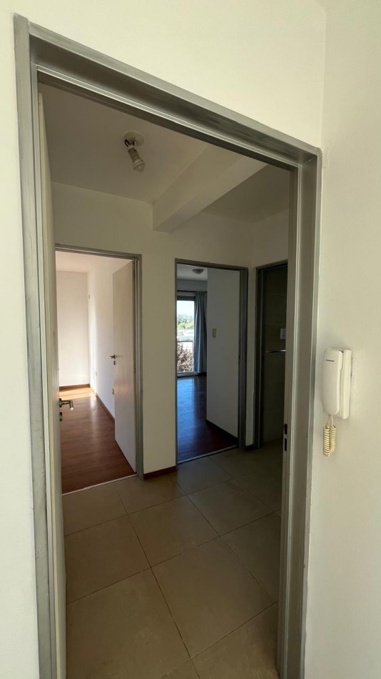 DEPARTAMENTO EN 3 PISO - AYRES DEL PARQUE