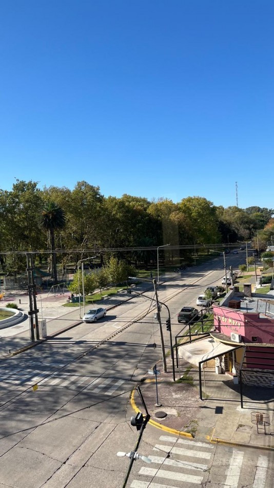 DEPARTAMENTO EN 3 PISO - AYRES DEL PARQUE