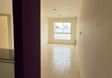 DEPARTAMENTO EN PLANTA ALTA POR ESCALERA